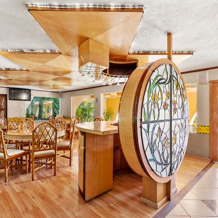 Hotel Hacienda Montesinos モレリア エクステリア 写真