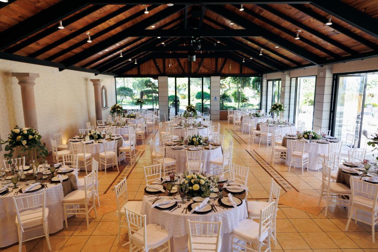 Hotel Hacienda Montesinos モレリア エクステリア 写真