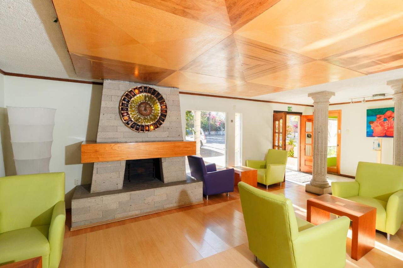 Hotel Hacienda Montesinos モレリア エクステリア 写真