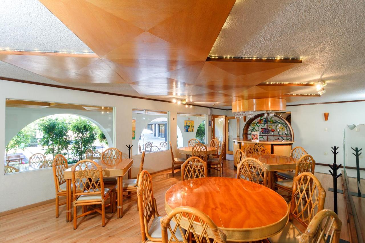Hotel Hacienda Montesinos モレリア エクステリア 写真