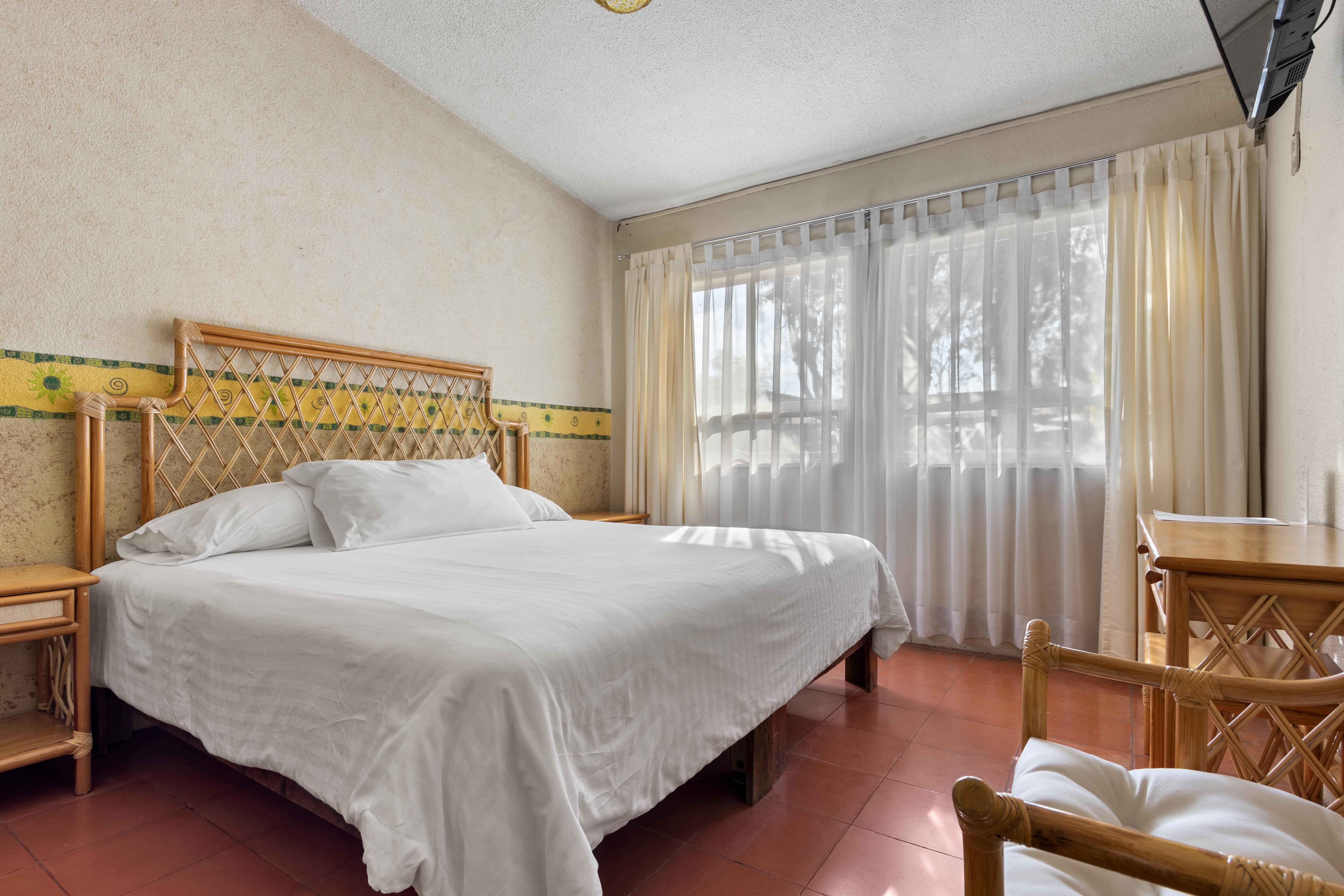 Hotel Hacienda Montesinos モレリア エクステリア 写真