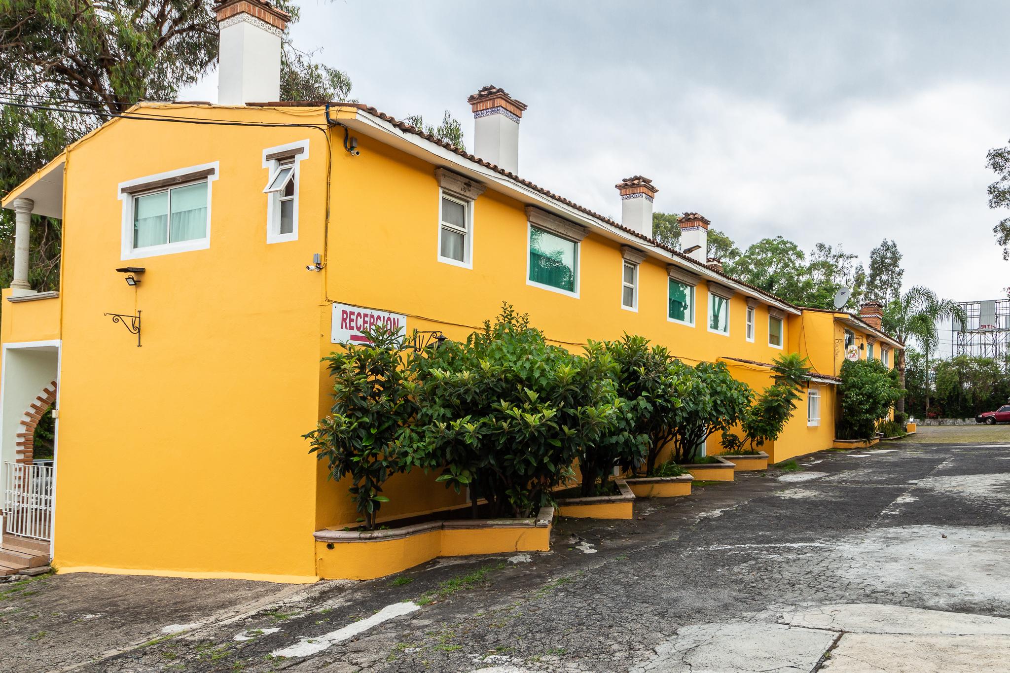 Hotel Hacienda Montesinos モレリア エクステリア 写真
