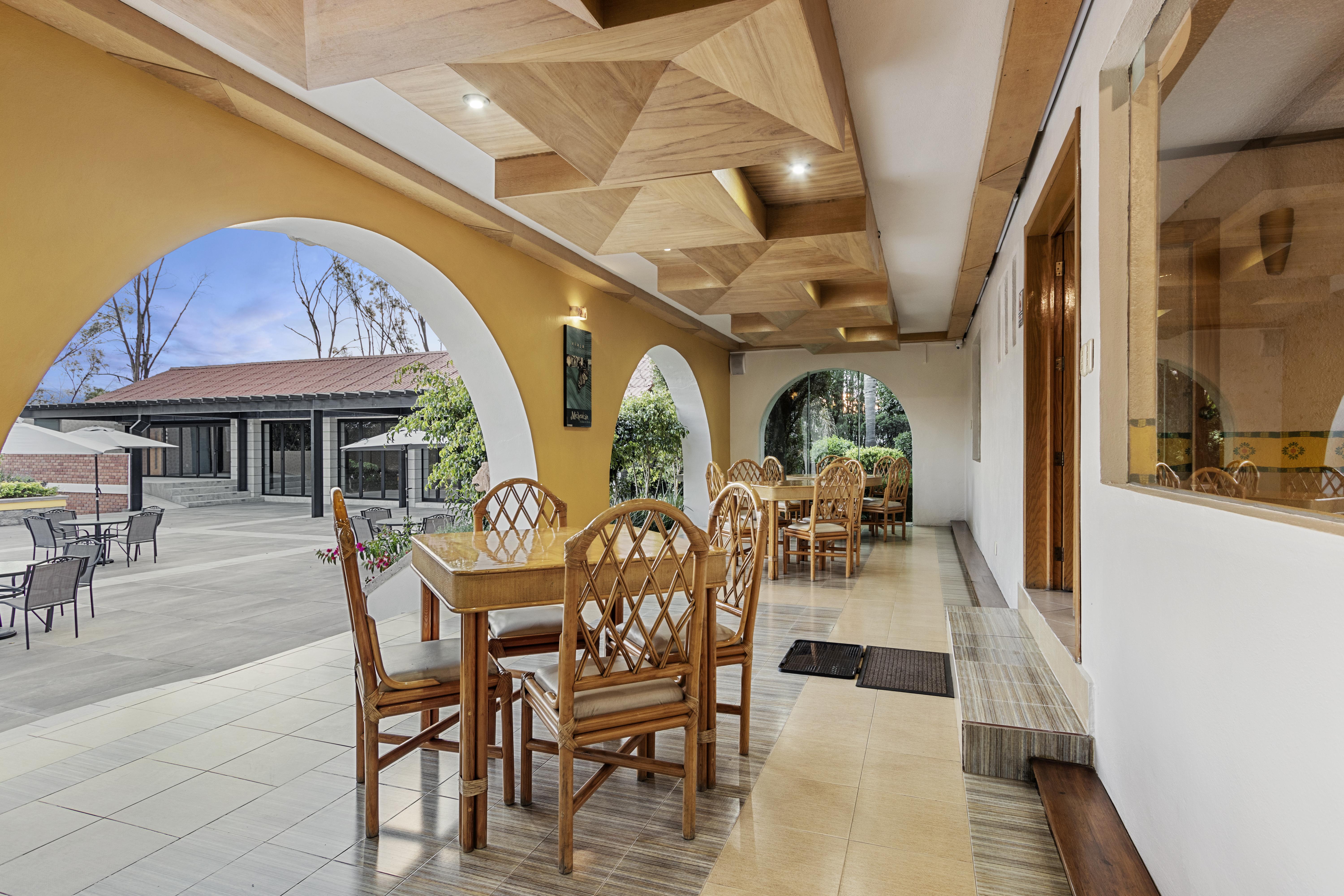 Hotel Hacienda Montesinos モレリア エクステリア 写真